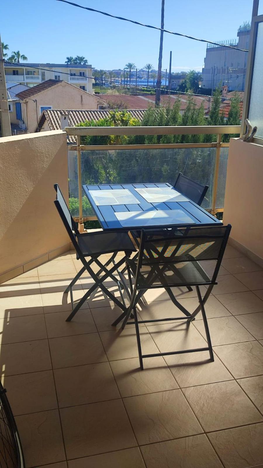 Apartment T2 Coquet Proche Plages, Port Et Centre Golfe-Juan